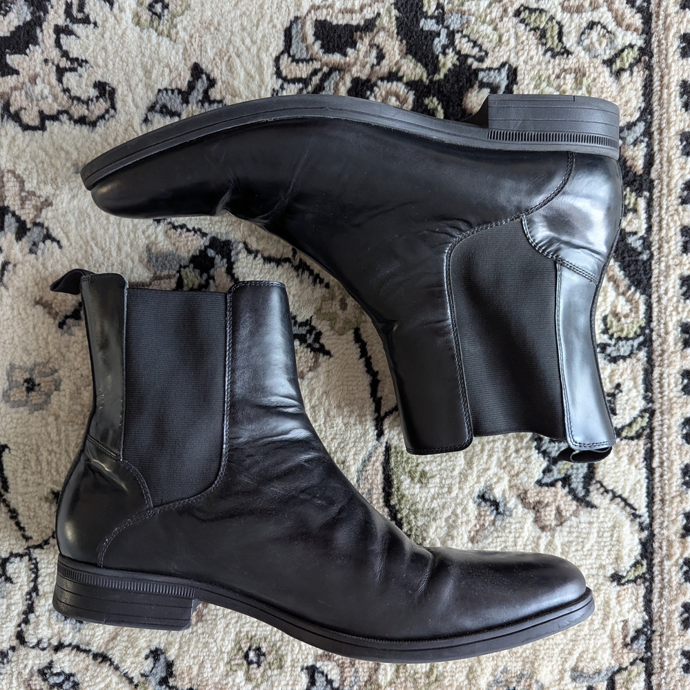 Black Leather Men's Chelsea Boots